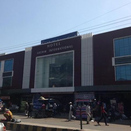 Hotel Sachin International, Haridwar Kankhal Экстерьер фото